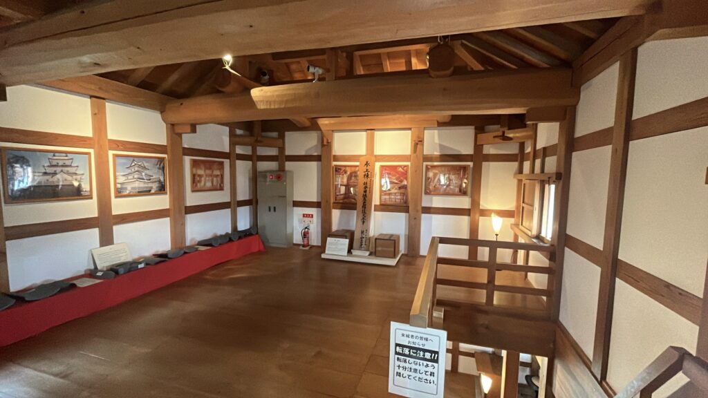 2階展示資料