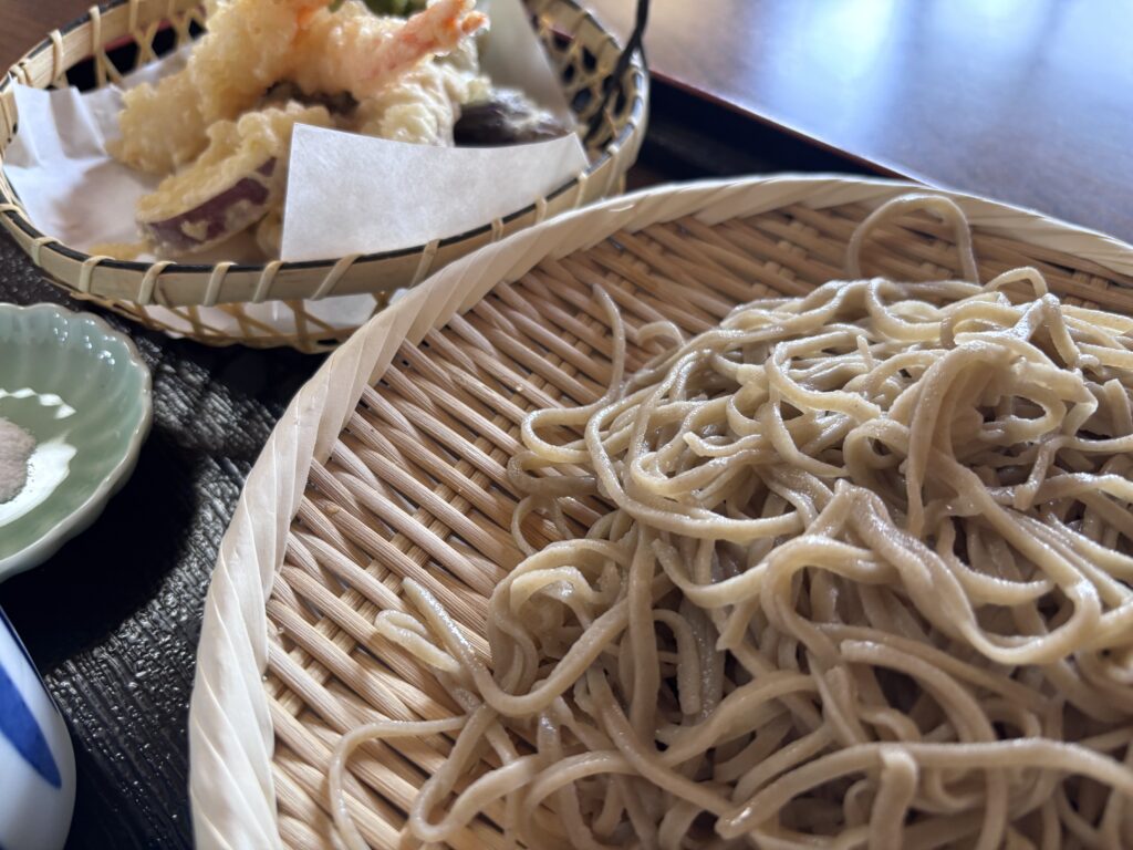 手打ちそば処【善三郎】住宅街にある古民家蕎麦屋