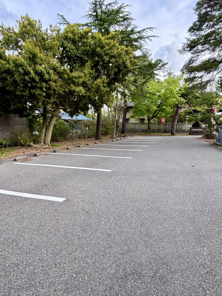 参拝者専用駐車場