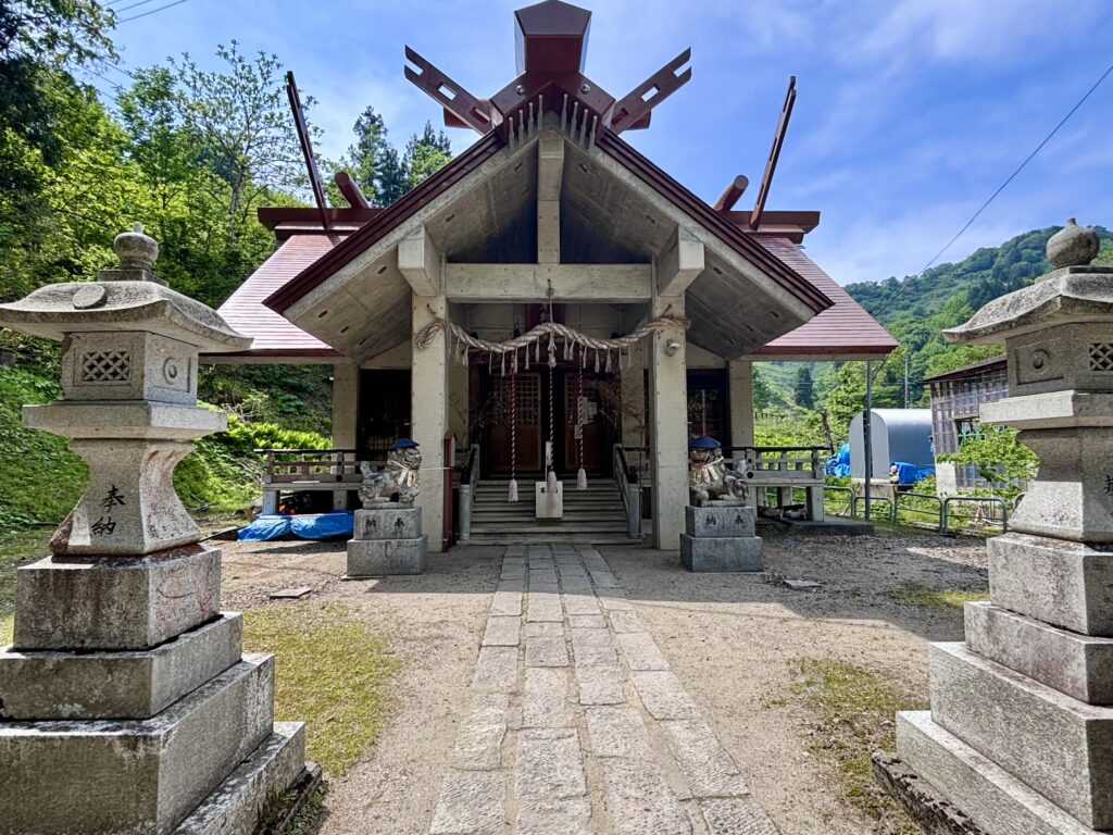 社殿1