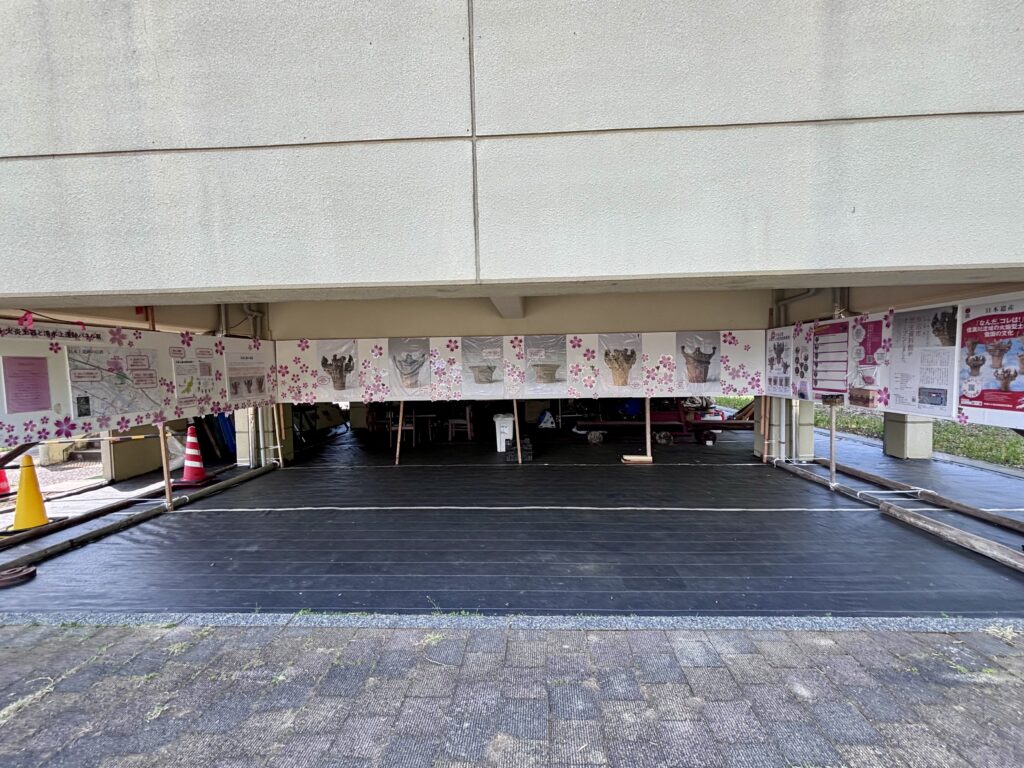 遺跡パネル展1