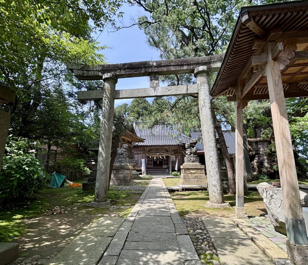 鳥居