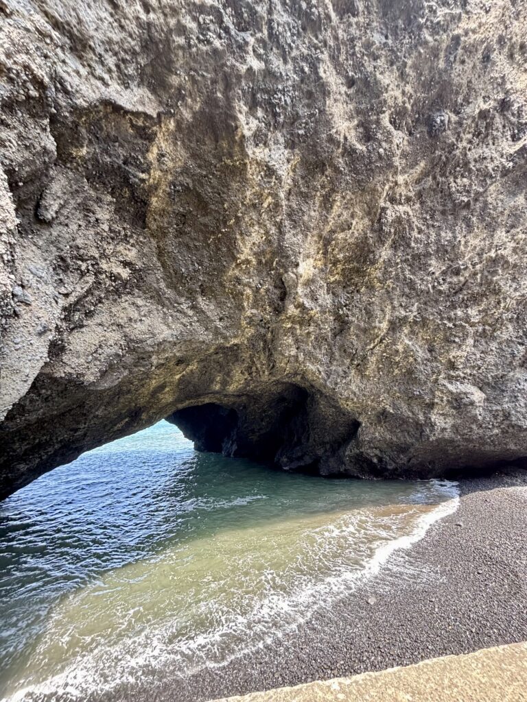 海蝕洞2