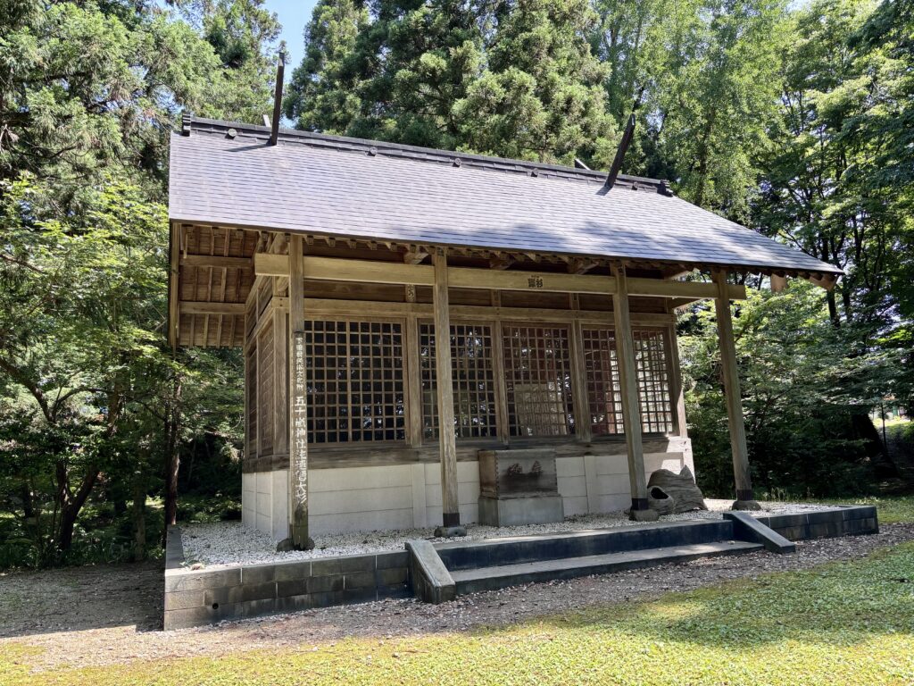 五十嵐神社注連懸大杉
