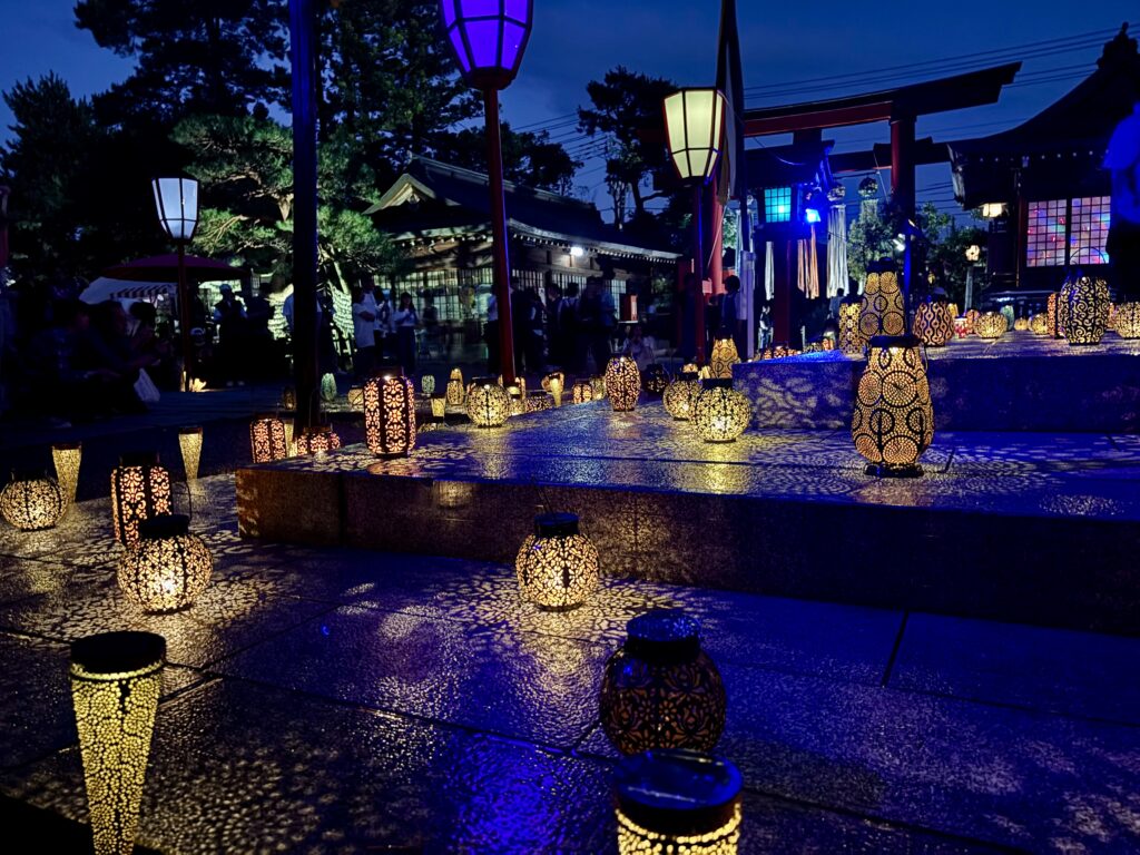 夜の境内２