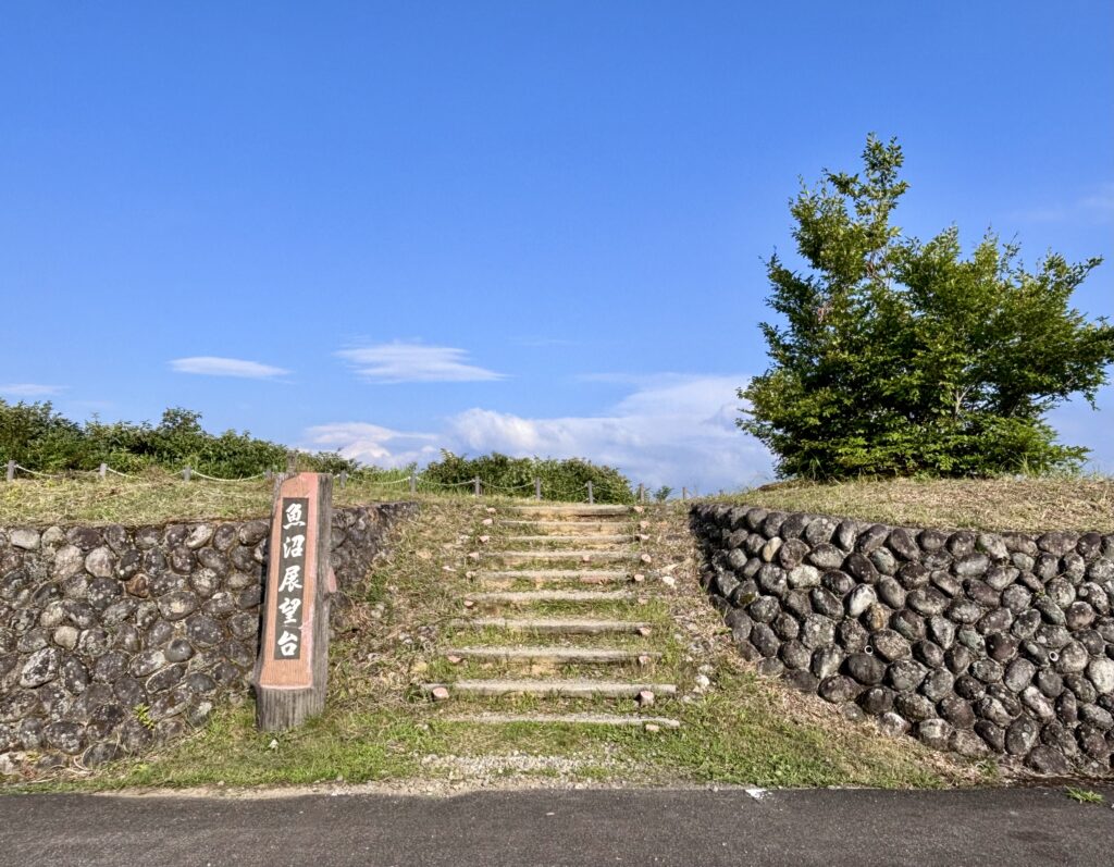 石塀と入口