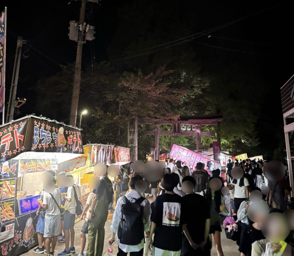 熊野若宮神社の鳥居前
