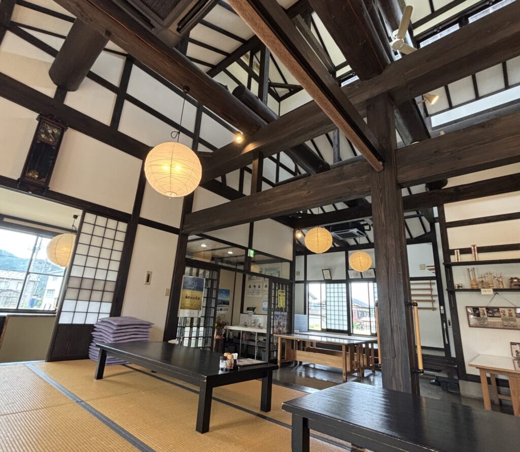 店内1
