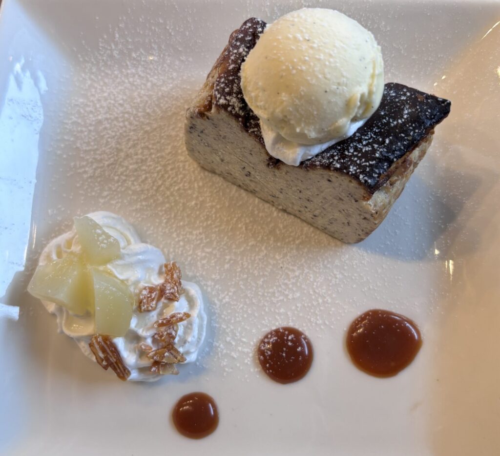 紅茶のバスクチーズケーキ