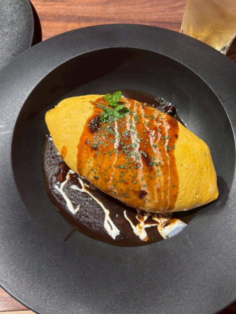 SUNオムライスデミグラスソース