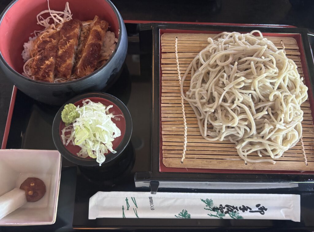 山都そばＢセット