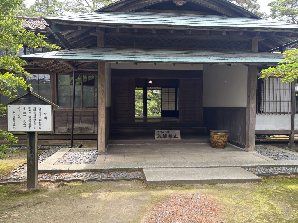 玄関