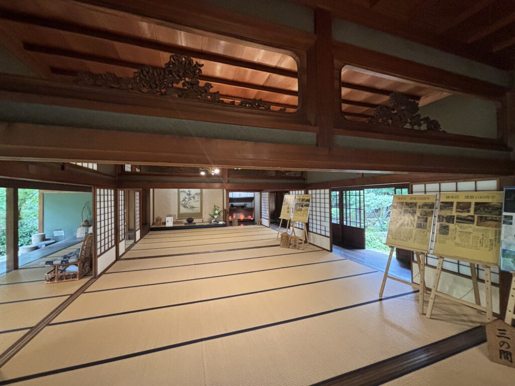 上段の間・二の間・欄間