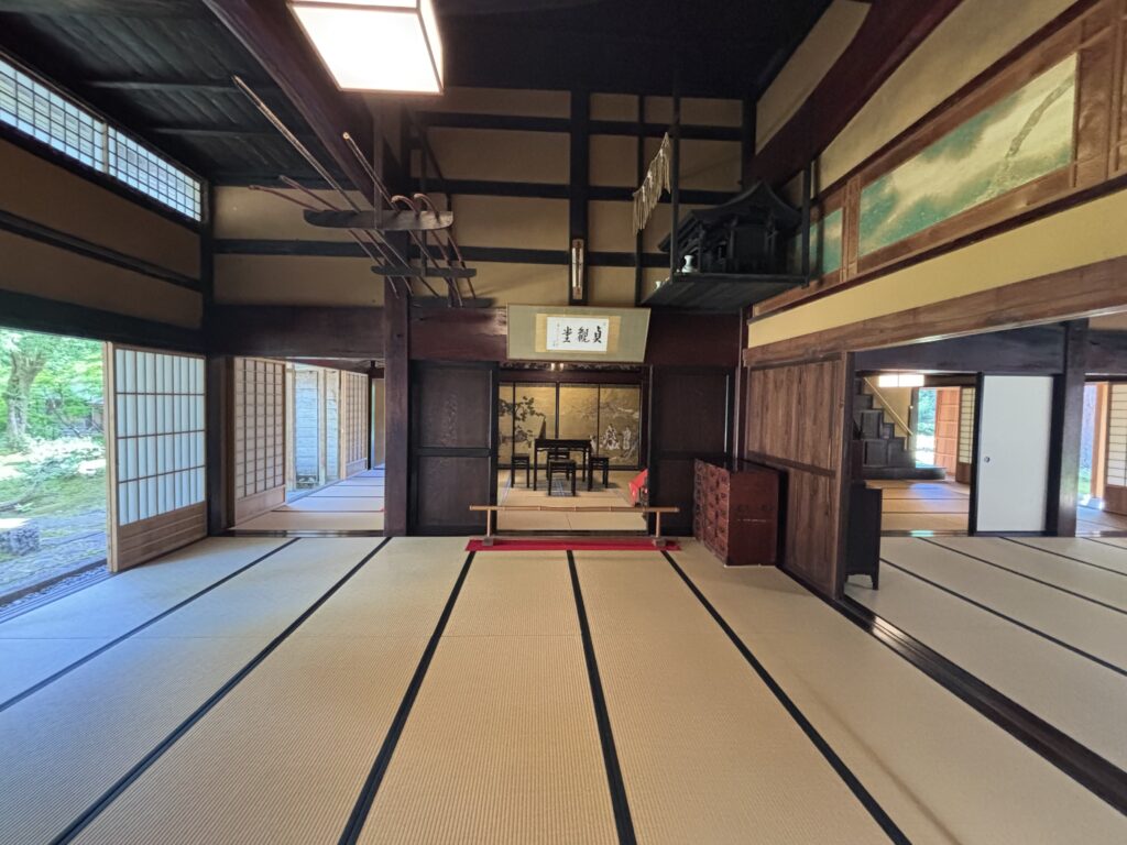広間